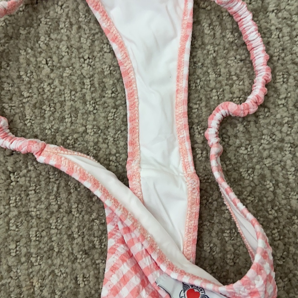 Picnic pattern bottoms - Picture 3 of 4